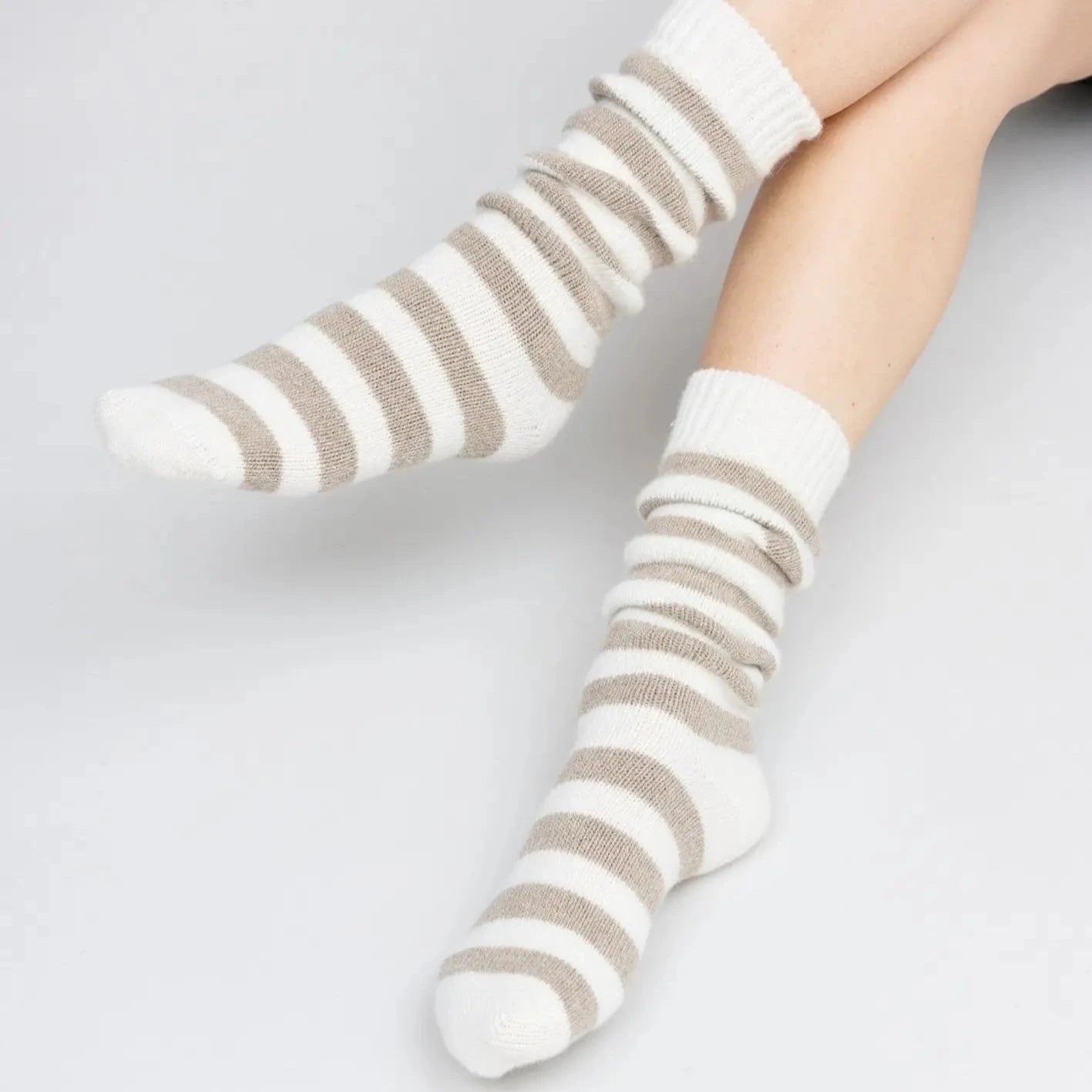 POLAR SOCKS - ECRU/TAUPE STRIPE