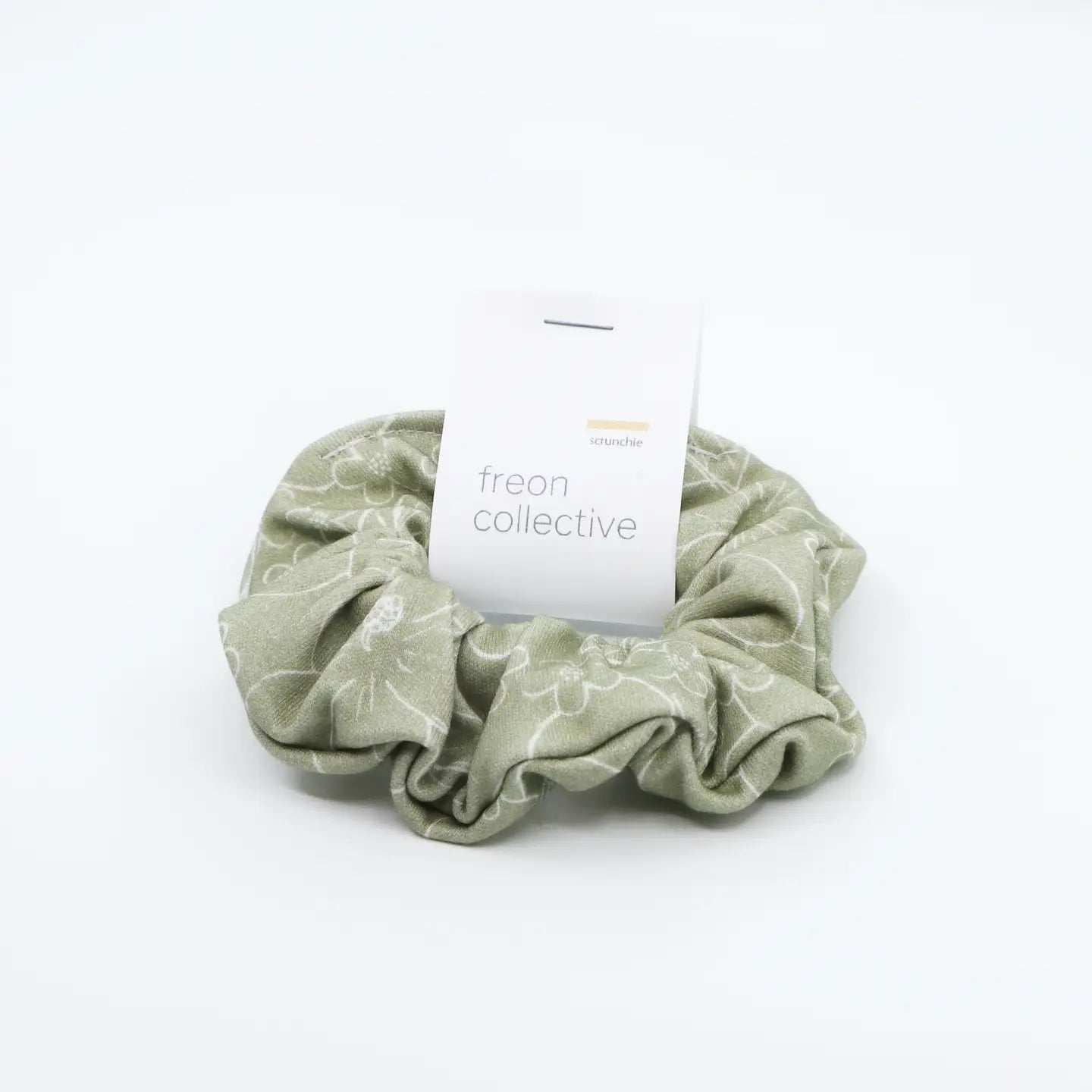 FREE WILD DAISY HAIR SCRUNCHIE